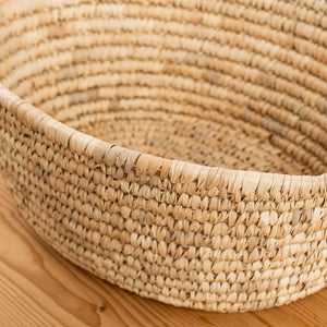 Grosser flacher Korb oval