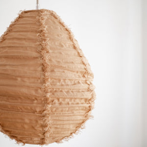 Pendelleuchte Pir aus Leinen, toffee