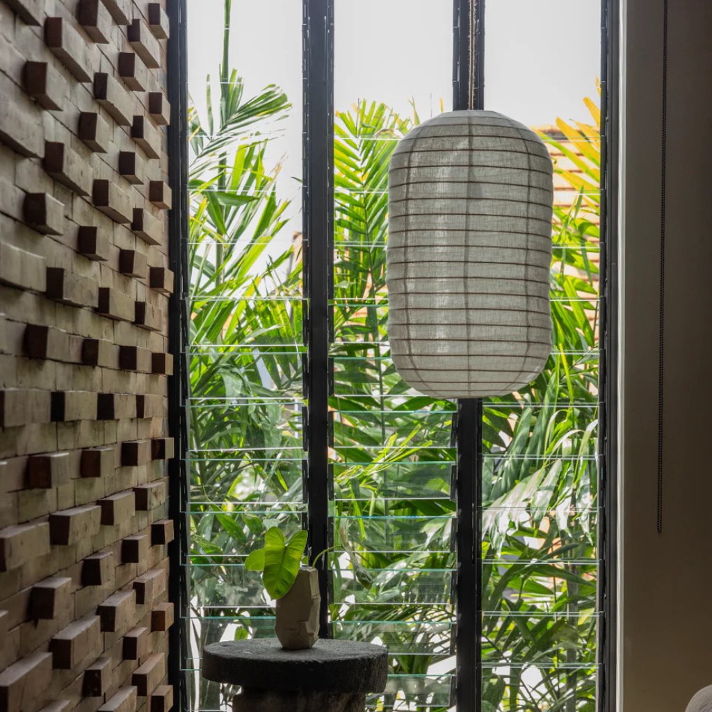 Tanah, Pendelleuchte aus Leinen, handgefertigt