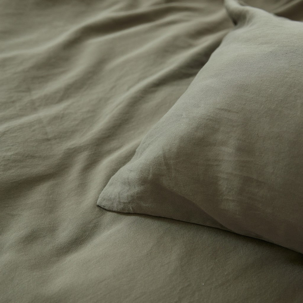 Baumwollsatin Deckenbezug in Olivgrün- Nido Botanical