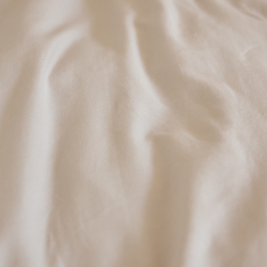 Baumwollsatin Kissenbezug in Beige - Sol Sunny Morning