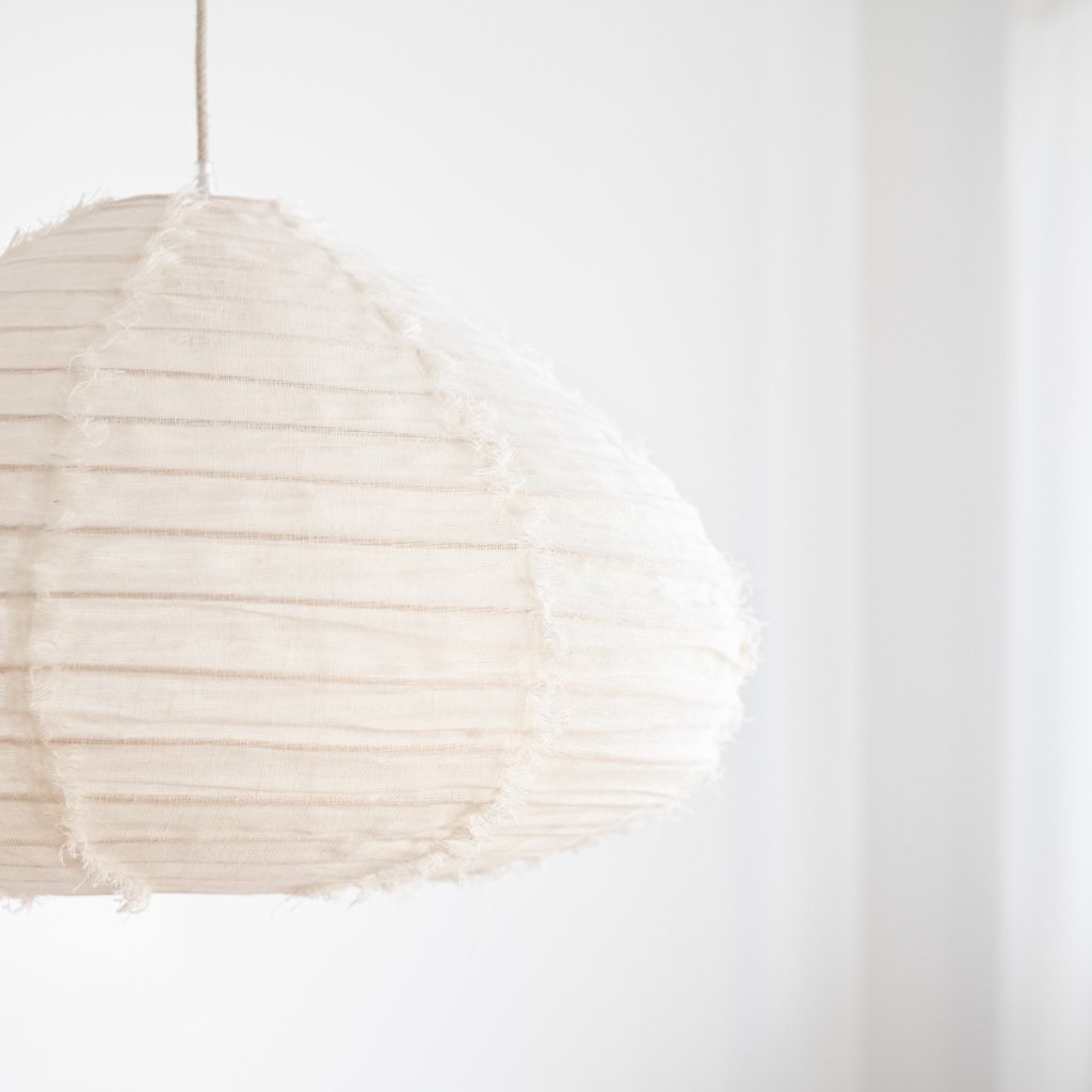 Weißer Leinen Lampion mit Textil Kabel