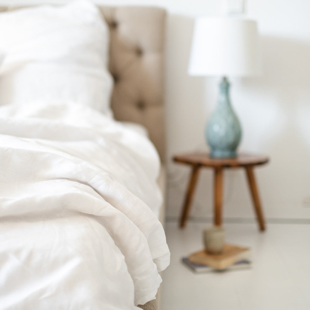 Schlichte Bettwäsche aus Leinen